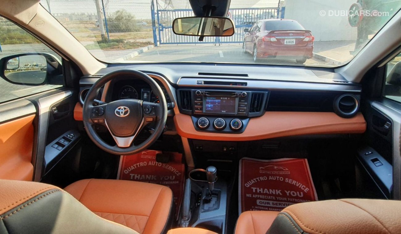 Toyota RAV4 LE