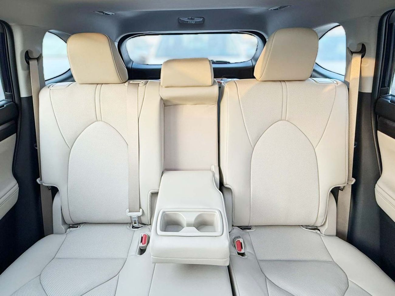 تويوتا هايلاندر TOYOTA HIGHLANDER 2.5L HEV