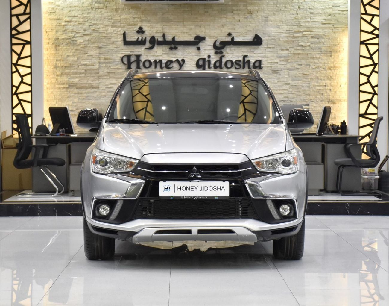 ميتسوبيشي ASX GLX هايلاين عرض ممتاز لسيارة ميتسوبيشي ASX رباعية الدفع (موديل 2019) باللون الفضي بمواصفات خليجية