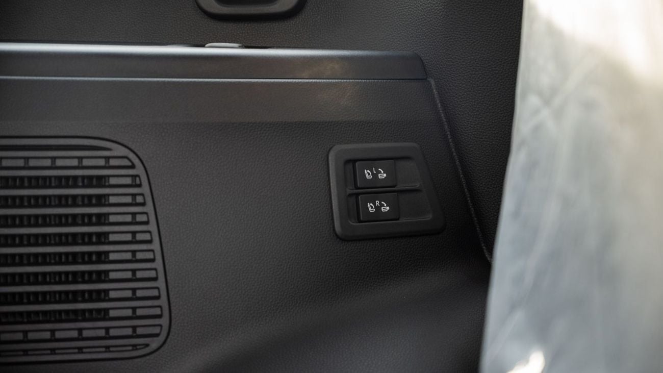 Toyota Land Cruiser VXR 3.5L