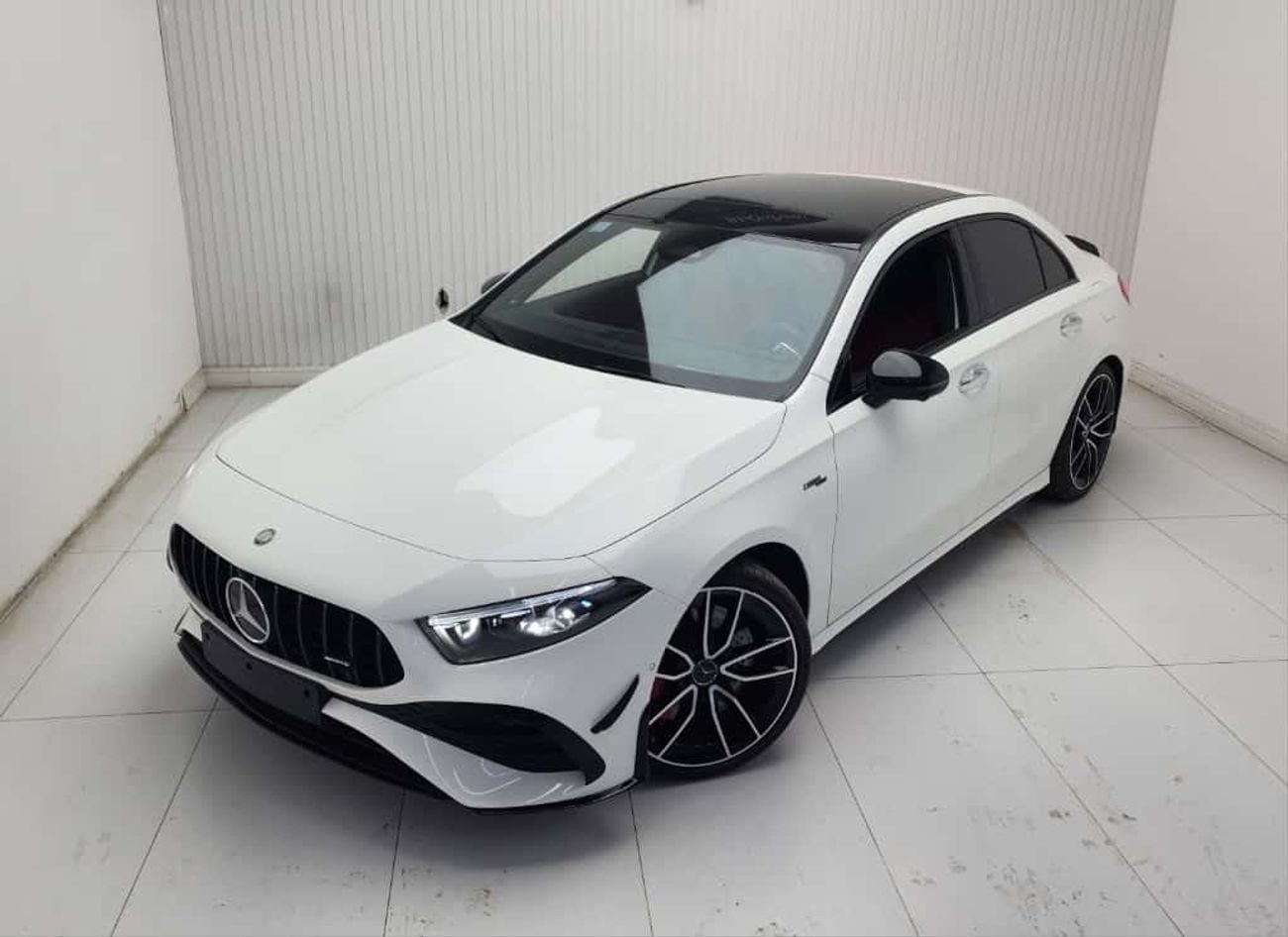 مرسيدس بنز A 35 AMG 