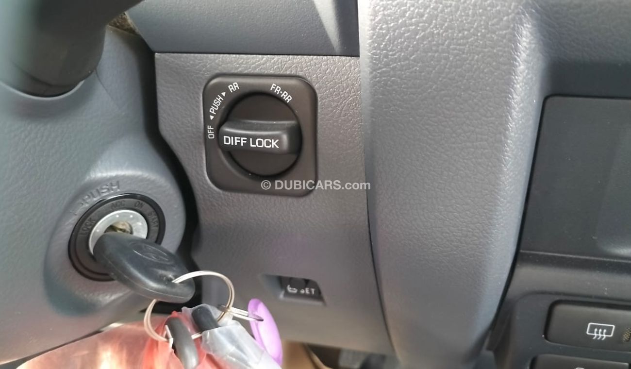 Toyota Land Cruiser 70