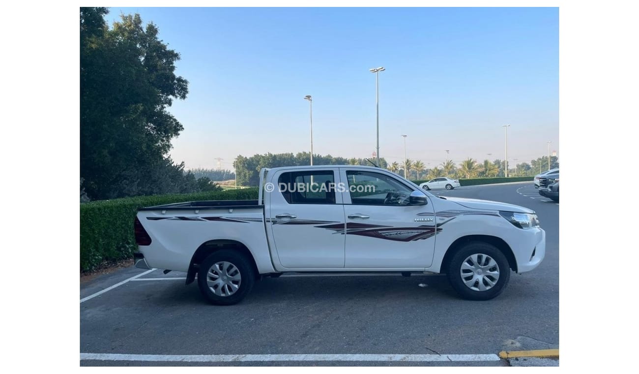 تويوتا هيلوكس ‏TOYOTA HILUX   GL   (GCC SPEC) -2020 - VERY GOOD CONDITION