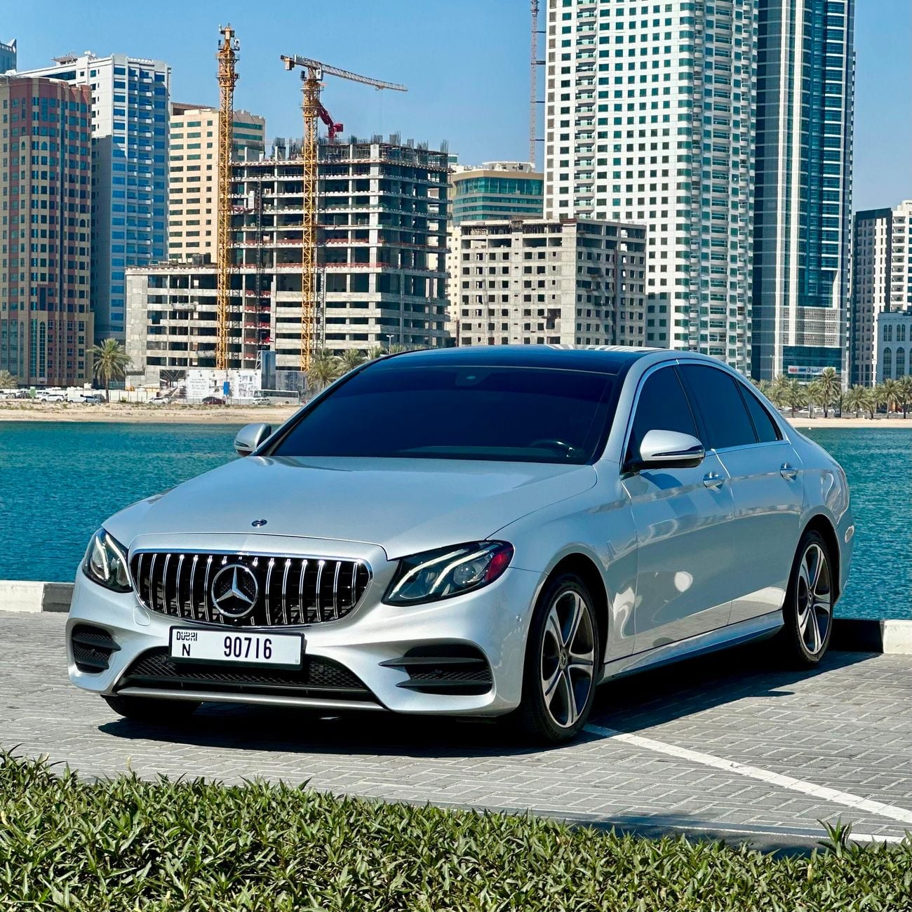 مرسيدس بنز E300