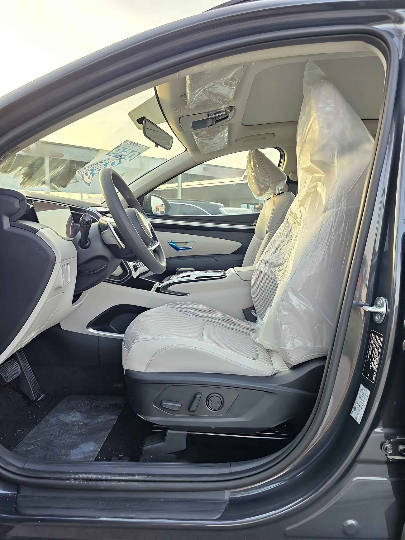 Hyundai Tucson 1.6T V4 PETROL | DRIVER POWER SEATS WITH PANORAMIC ROOF |  FULL OPTION (CODE# 68026)