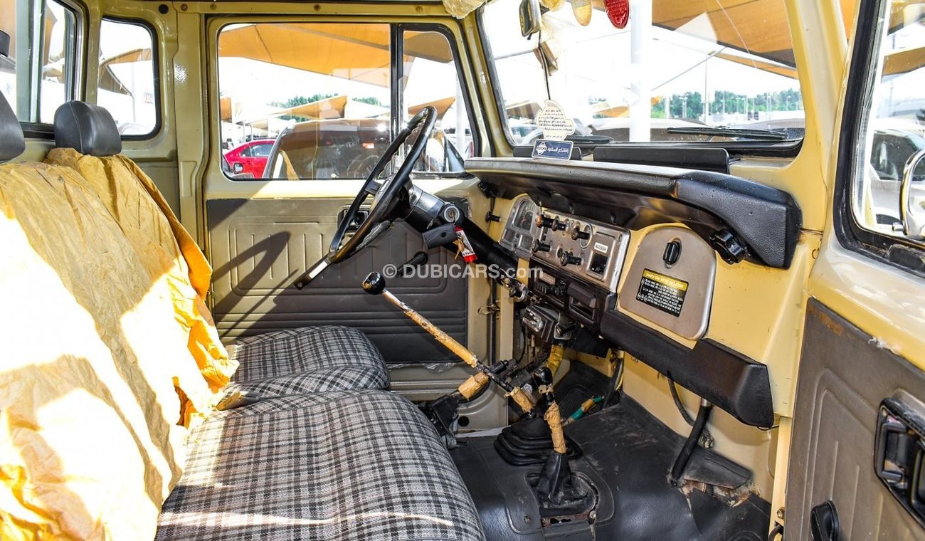 Toyota Land Cruiser Pick Up