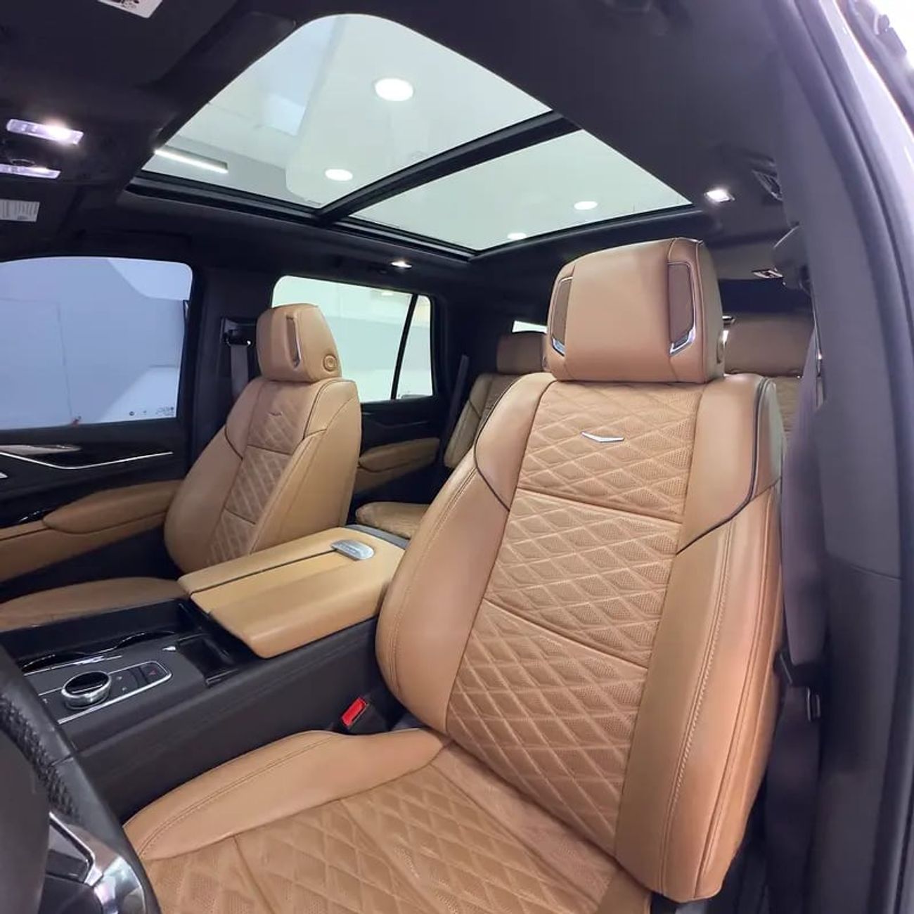 Cadillac Escalade Premium Luxury 6.2L 4WD Premium Luxury