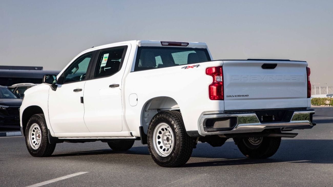 شيفروليه سيلفارادو V8 5.3L PICK-UP 4WD | 2025 | For Local Registration +10%