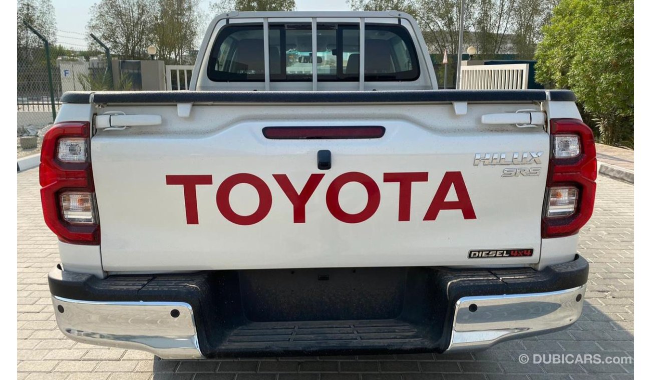 Toyota Hilux 21YM DC DIESEL 2.4L 4x4 6AT Steel wide, CAM, FAC,Cool Bx,CRC,B-LINER, DIFF,FOG