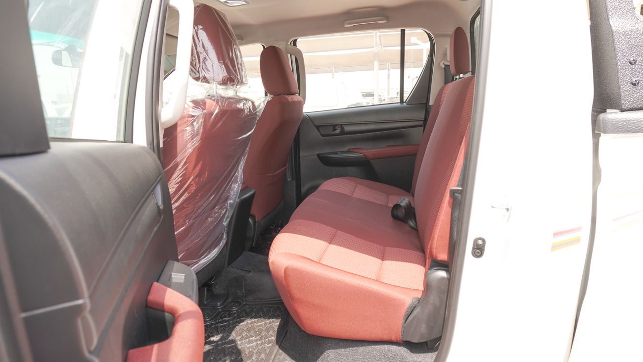 Toyota Hilux 2.4L Diesel A/T