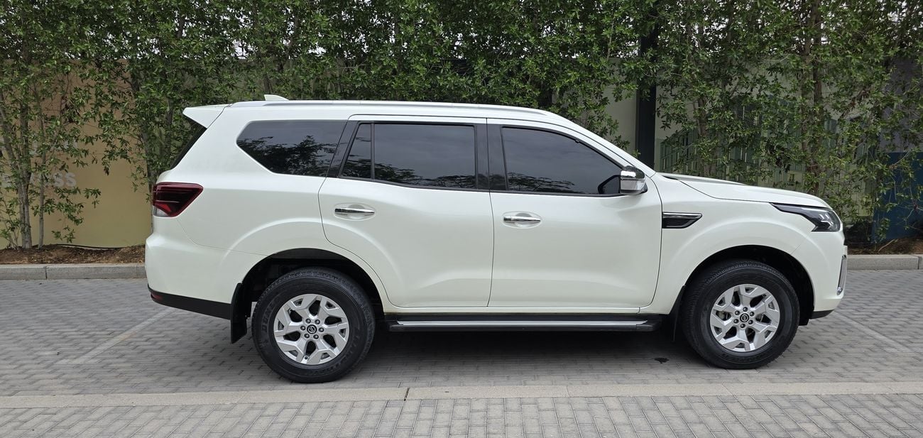 نيسان إكستيرا Titanium 2.5L 4WD