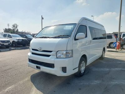 Toyota Hiace TOYOTA HIACE VAN RHD 2014 MODEL 3.0 L DIESEL AUTOMATIC(PM13716)