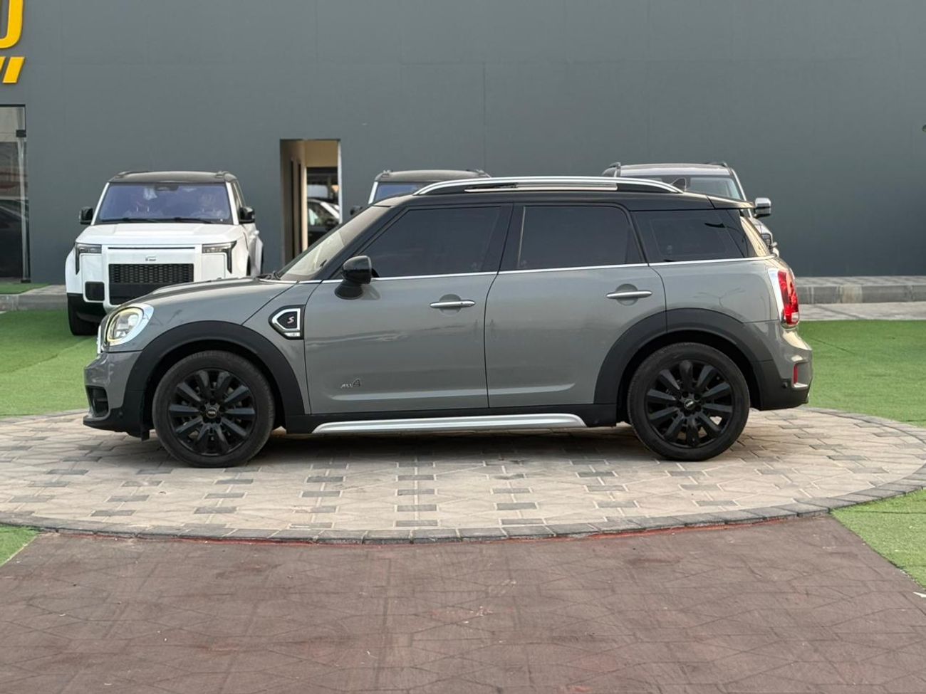 ميني كوبر إس كونتري مان