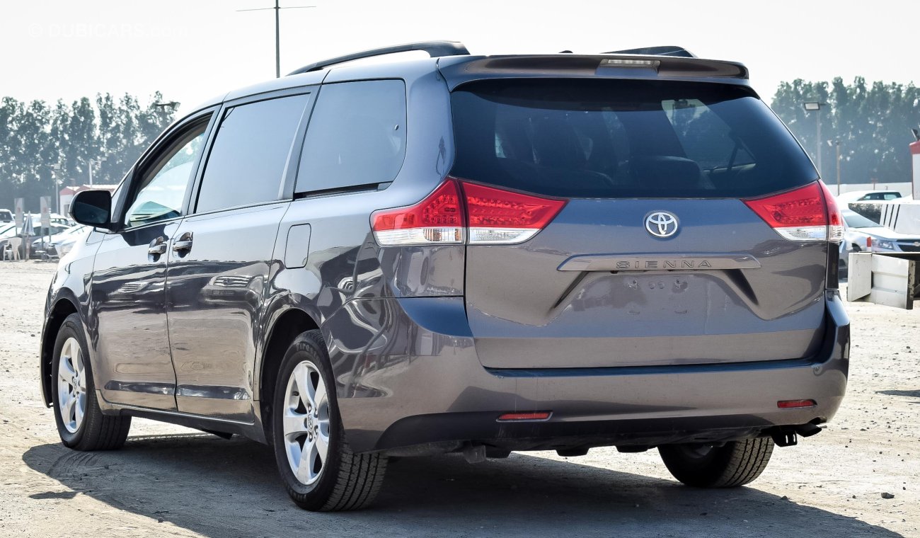 Toyota Sienna For Urgent Sale 2011