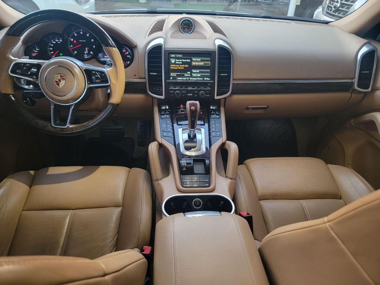 Porsche Cayenne Platinum Edition 3.6L