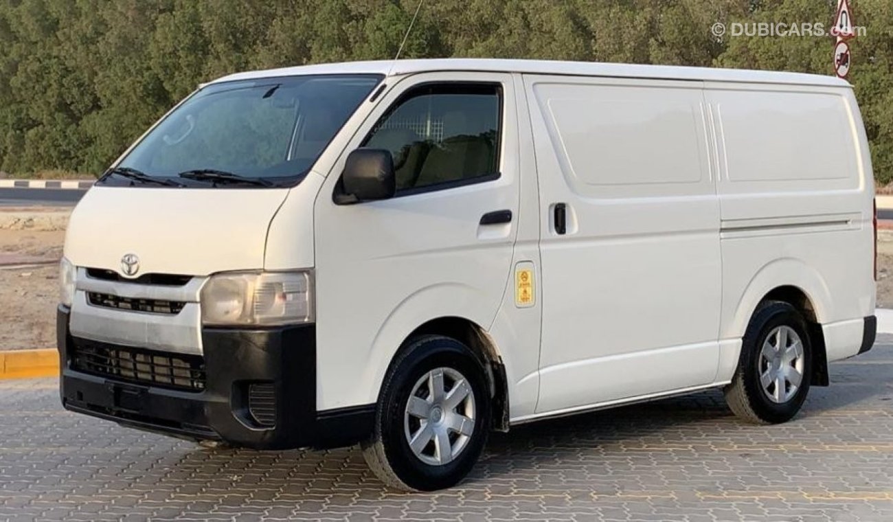 Toyota Hiace 22/9 Toyota Hiace 2014 Van Ref# 424