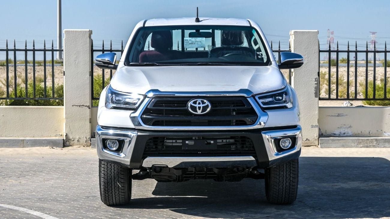 تويوتا هيلوكس GLX 2.7L Double Cab Utility 4WD A/T