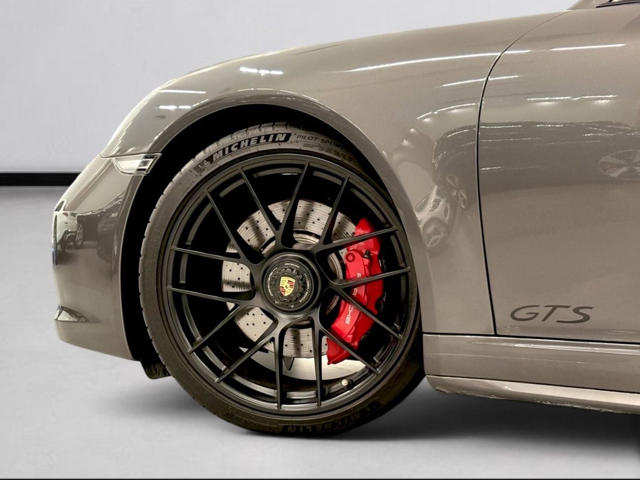 Porsche 911 AED 14,330 P.M | 0% DOWN PAYMENT | PORSCHE 911 CARRERA GTS (991.2) | 3.0L TWIN-TURBO – 450 HP | 2019