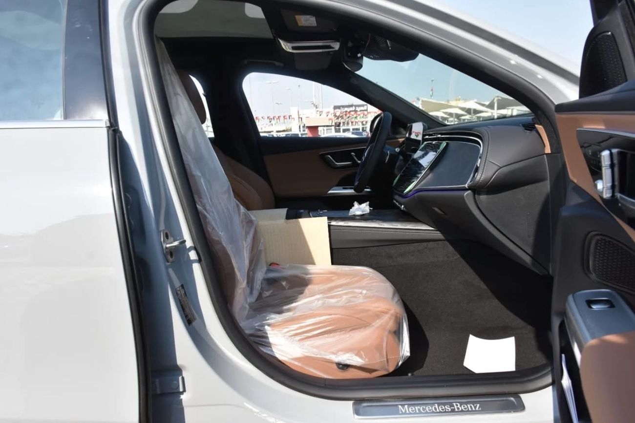 Mercedes-Benz E200 Zero km