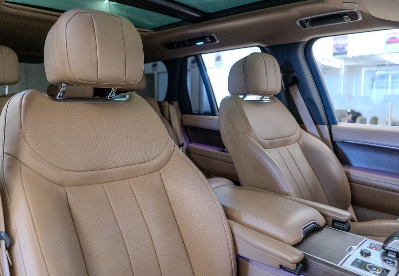 Land Rover Range Rover 2023 Range Rover HSE P530, Fully Loaded Excellent Condition, GCC Specs
