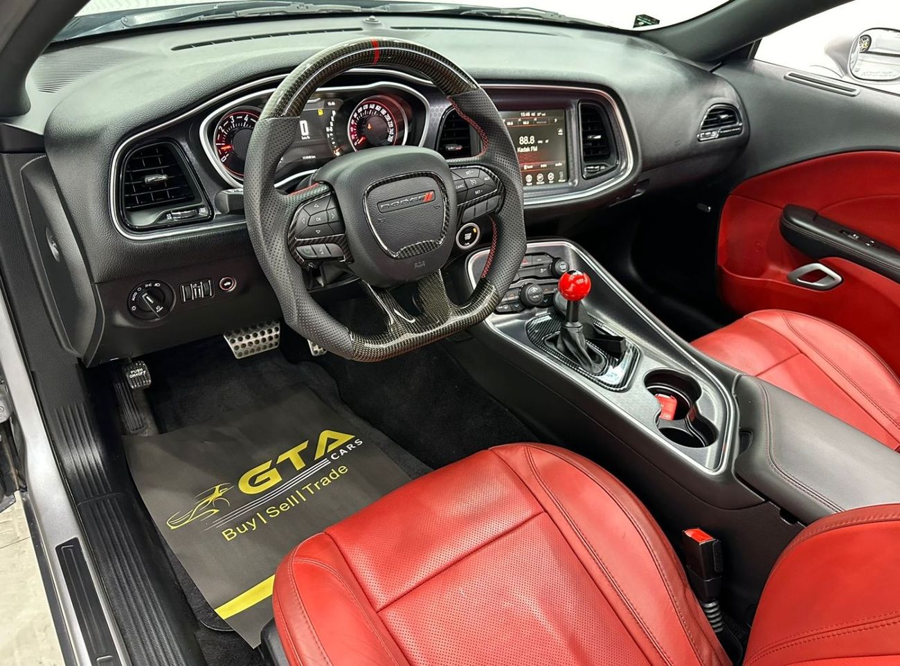 دودج تشالينجر 2016 Dodge Challenger R/T Widebody(Full Option), Full Agency Service History, GCC