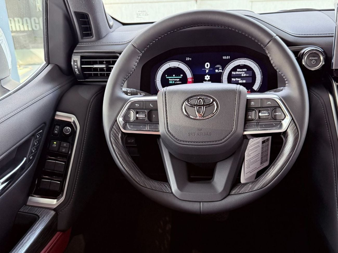 Toyota Land Cruiser 2026 TOYOTA LAND CRUISER 300 VXR 3.5 HYBRID HEV **EXPORT ONLY**التصدير فقط خارج الخليج***