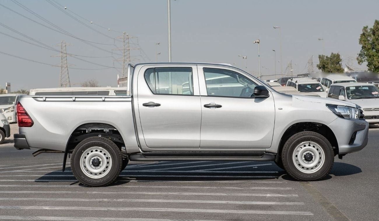تويوتا هيلوكس SGLX TOYOTA HILUX DC 2.4D MT 4X4 P.WINDOW MY2024 – SILVER