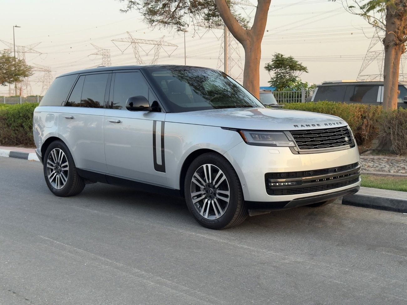 Land Rover Range Rover First Edition P400 3.0L