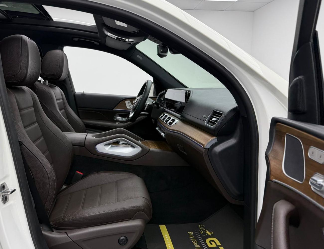 Mercedes-Benz GLS 450 4MATIC 2023 Mercedes Benz GLS450 AMG, 2028 MB Warranty + Service Pack, Low Km, 7 Seater, Fully Loade