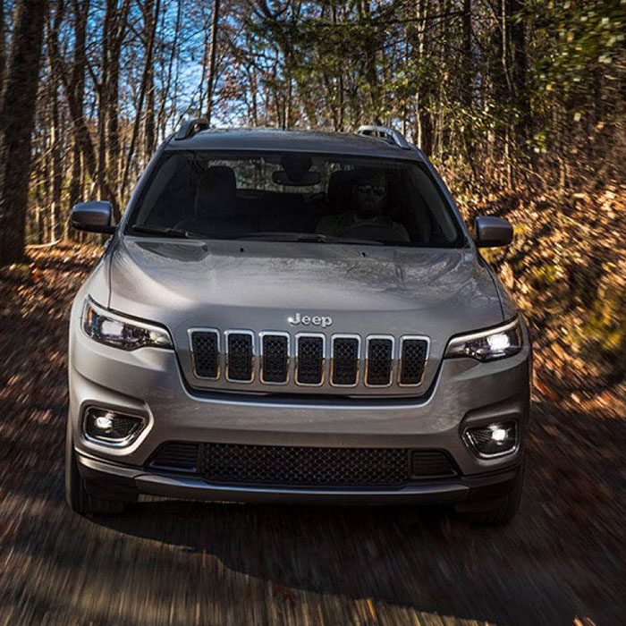 Jeep Cherokee exterior - Front  