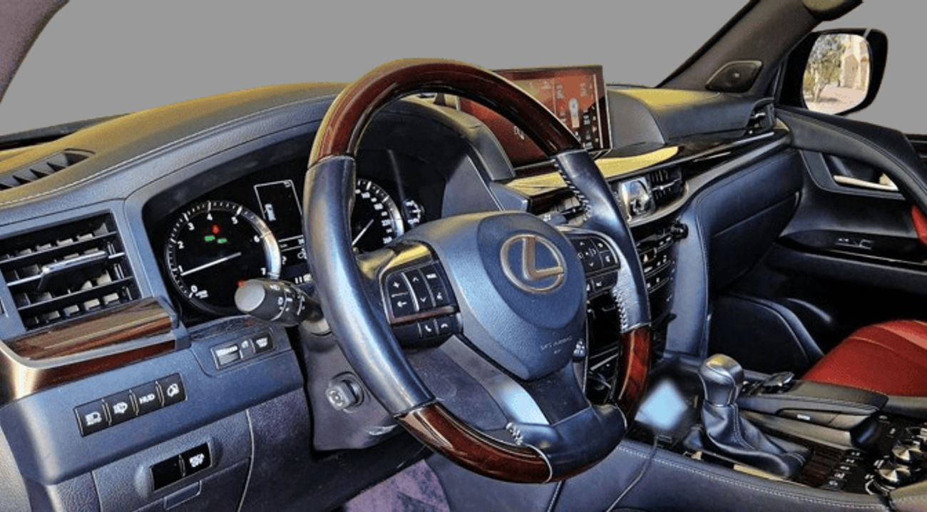 Lexus LX 570 Platinum 5.7L Full Service History - Full option - Excellent condition