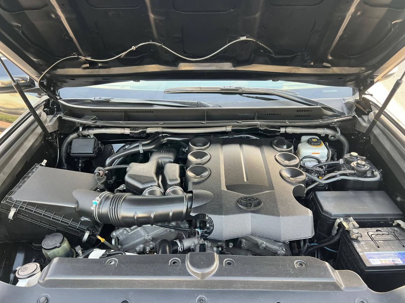 Toyota Prado Toyota prado 2019Model 4.0 petrol Engine Colour Black Transmission Automatic Interior.beige push sta