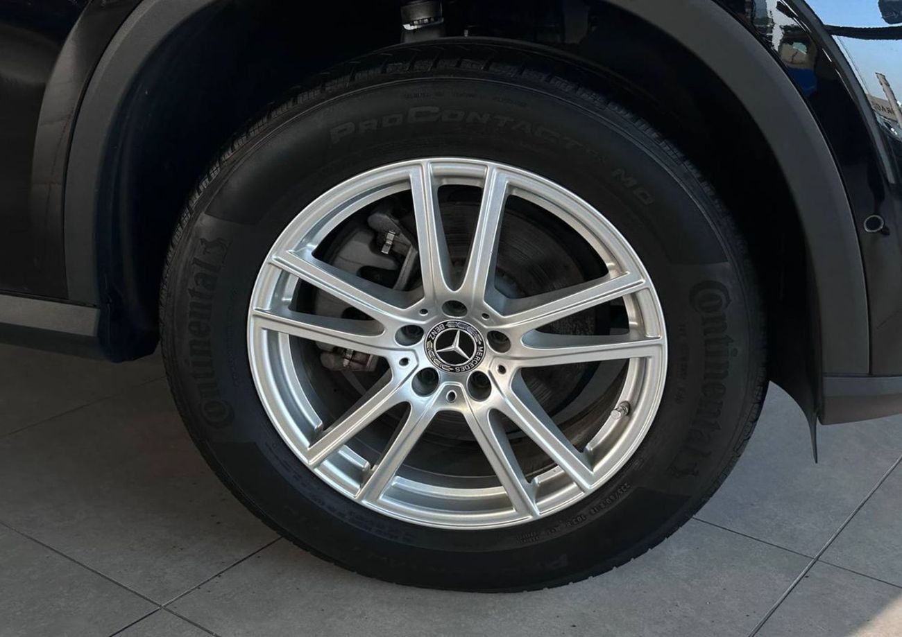 مرسيدس بنز GLC 300