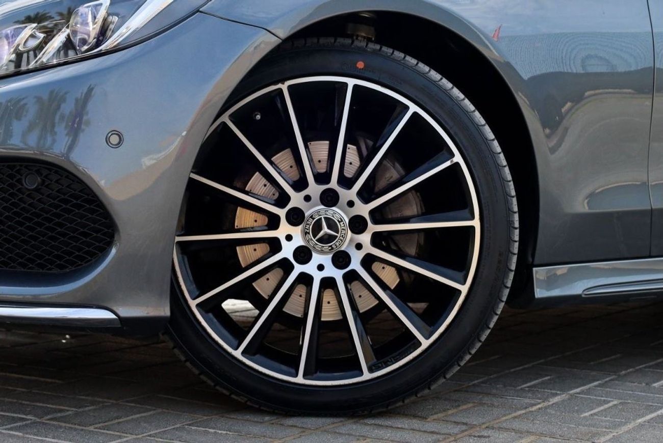 مرسيدس بنز C 200 كوبيه Mercedes-Benz C200 Coupe AMG Pack 2018 GCC under Warranty with Flexible Down-Payment.