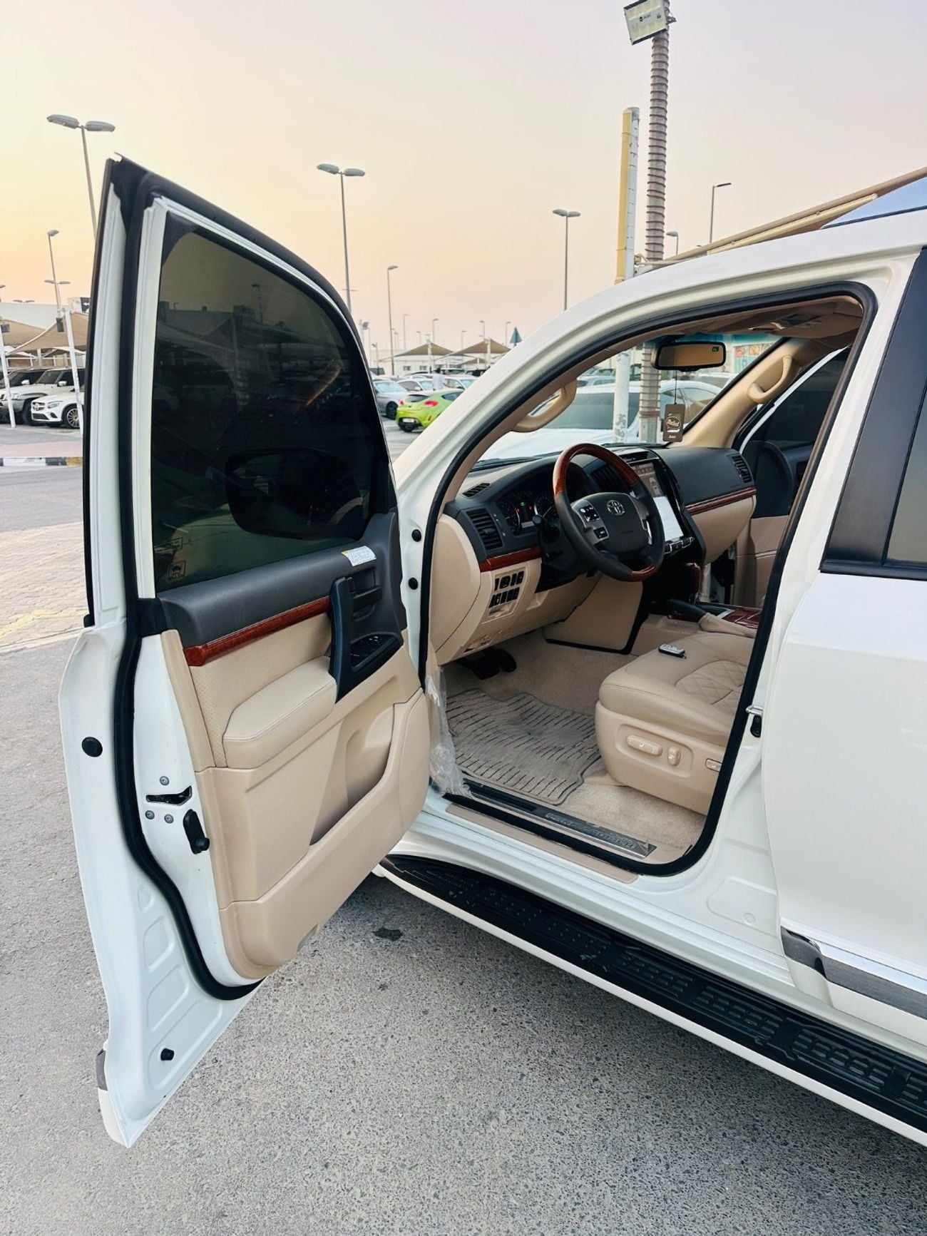 Toyota Land Cruiser GXR