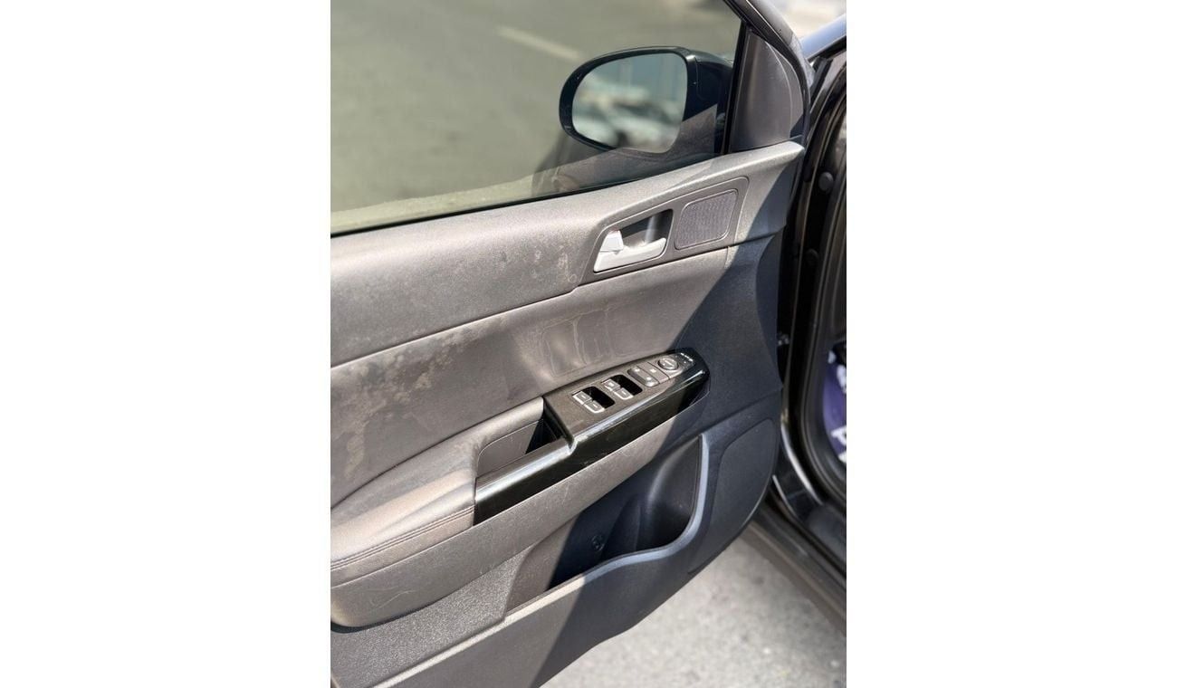 كيا سبورتيج EX 2.4L V4