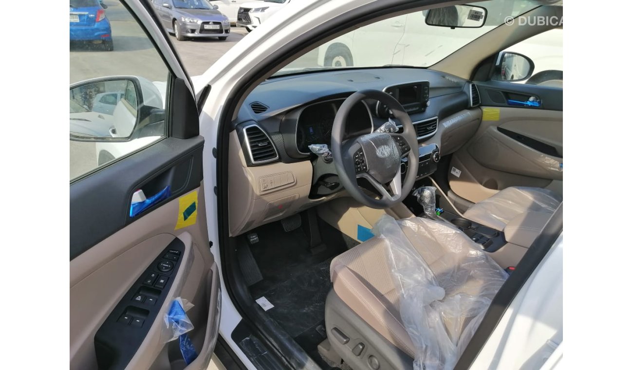 Hyundai Tucson with out sun roof