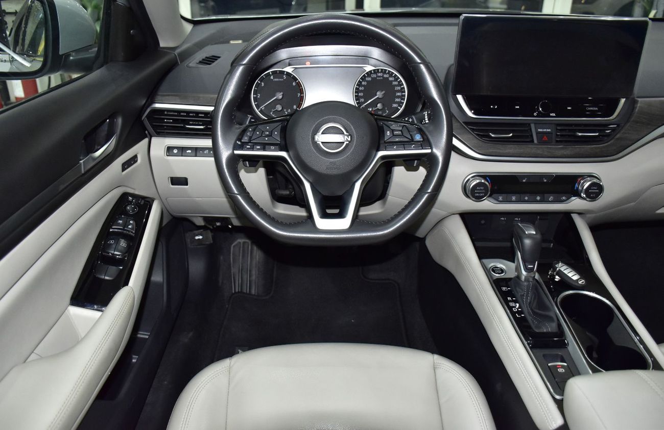 نيسان ألتيما EXCELLENT DEAL for our Nissan Altima SL ( 2024 Model ) in Silver Color GCC Specs