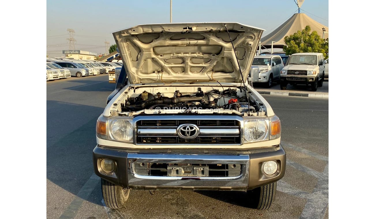 Toyota Land Cruiser 70 Toyota Landcruiser hard top RHD Diesel engine 1HZ car very clean and good condition