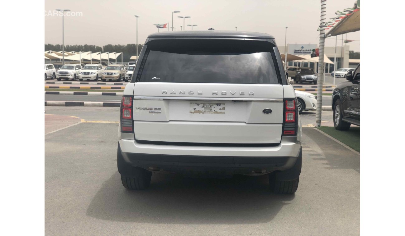 Land Rover Range Rover Vogue HSE مالك واحد تشيكات وكالة بلكامل ضمان لغاية 7/2020