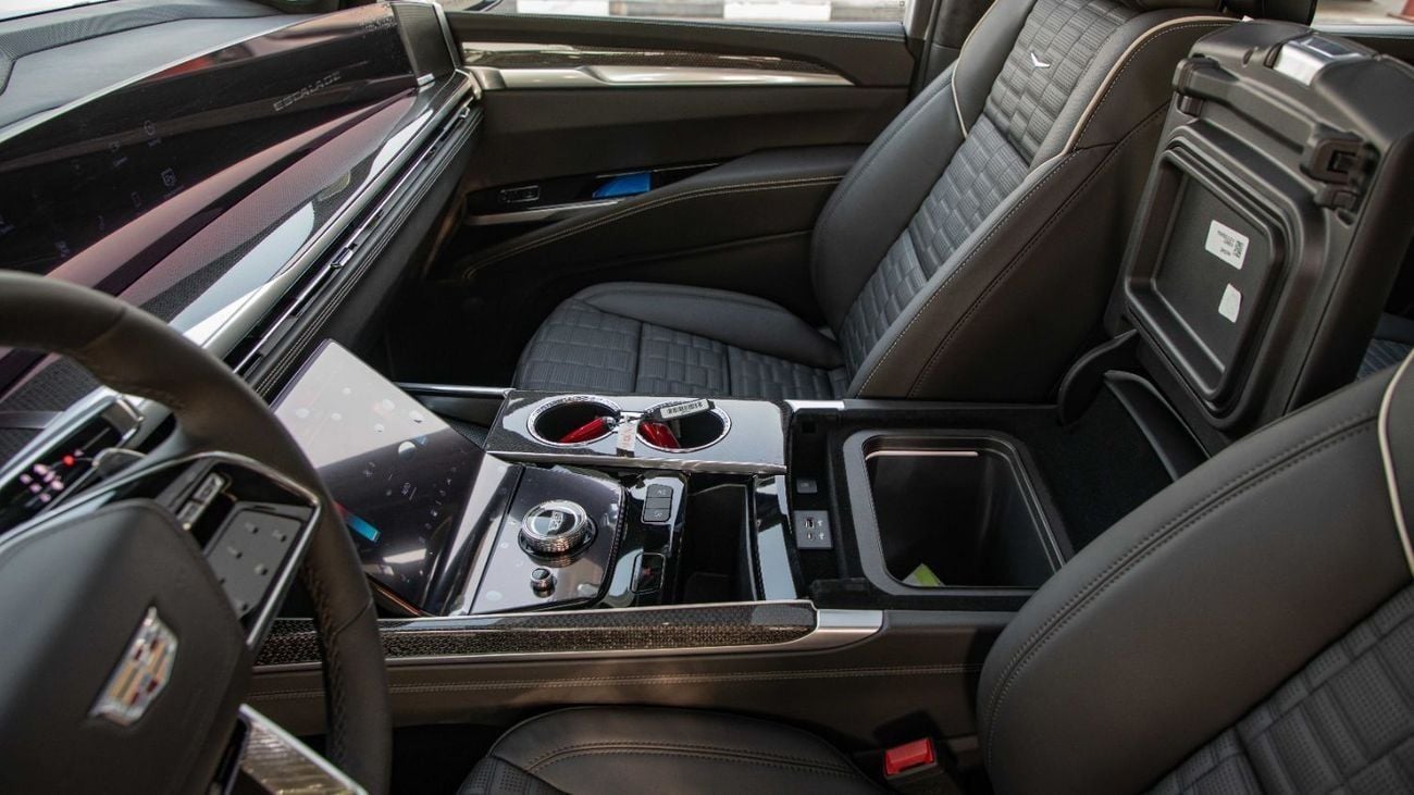 Cadillac Escalade V-Series 6.2L SUPERCHARGED V8 | 2025 | For Export Only