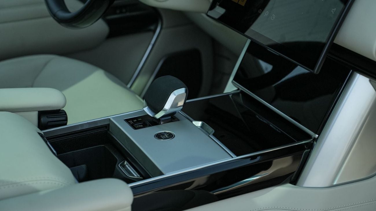 لاند روفر رينج روفر Autobiography P530 4.4L