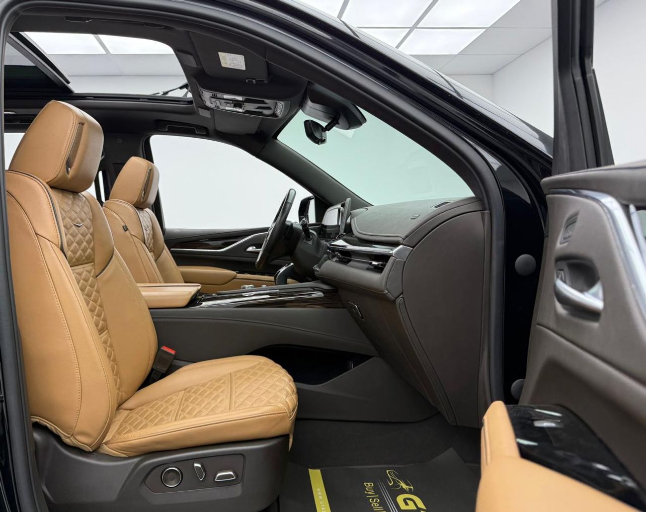 Cadillac Escalade Sport 6.2L 4WD 2023 Cadillac Escalade Sport, 2027 Cadillac Warranty + Service Pack, Low Km, Fully Lo