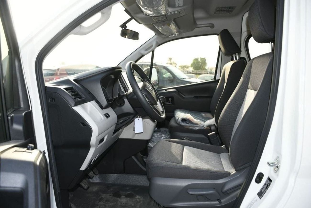 Toyota Hiace Hiace 3.5L MT With Rear Heater