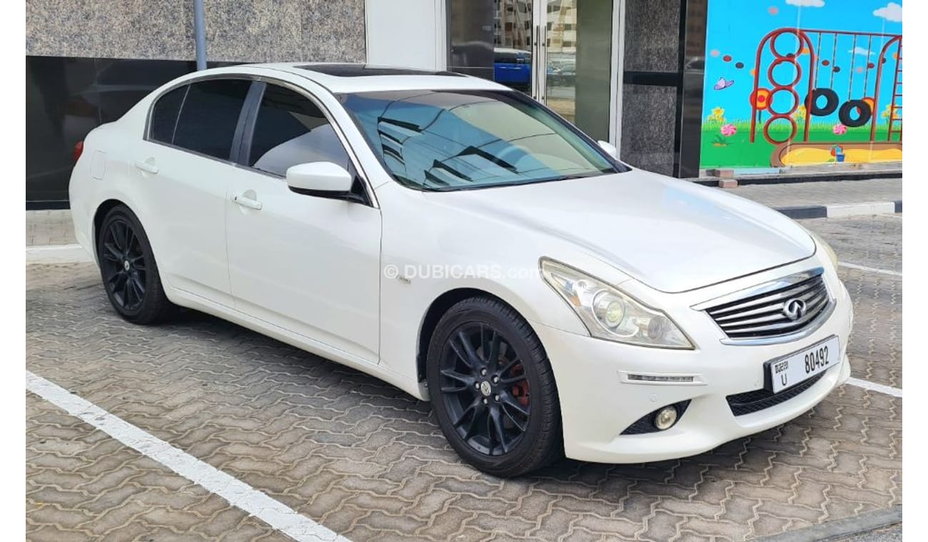 Infiniti G37 INFINITI G37  GCC 2013 FULL OPTION