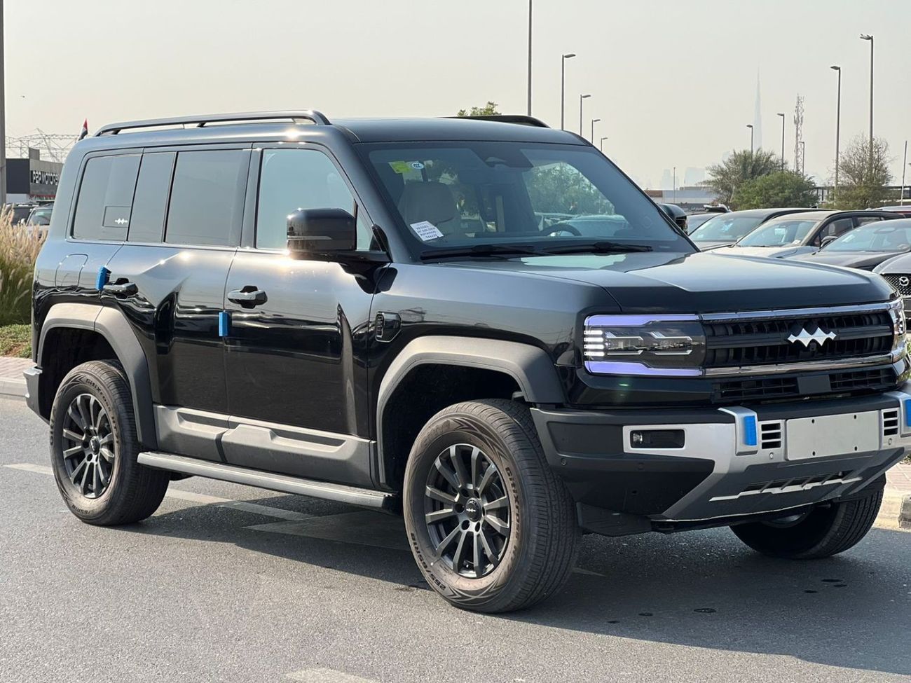 بي واي دي ليوبارد 5 navigator