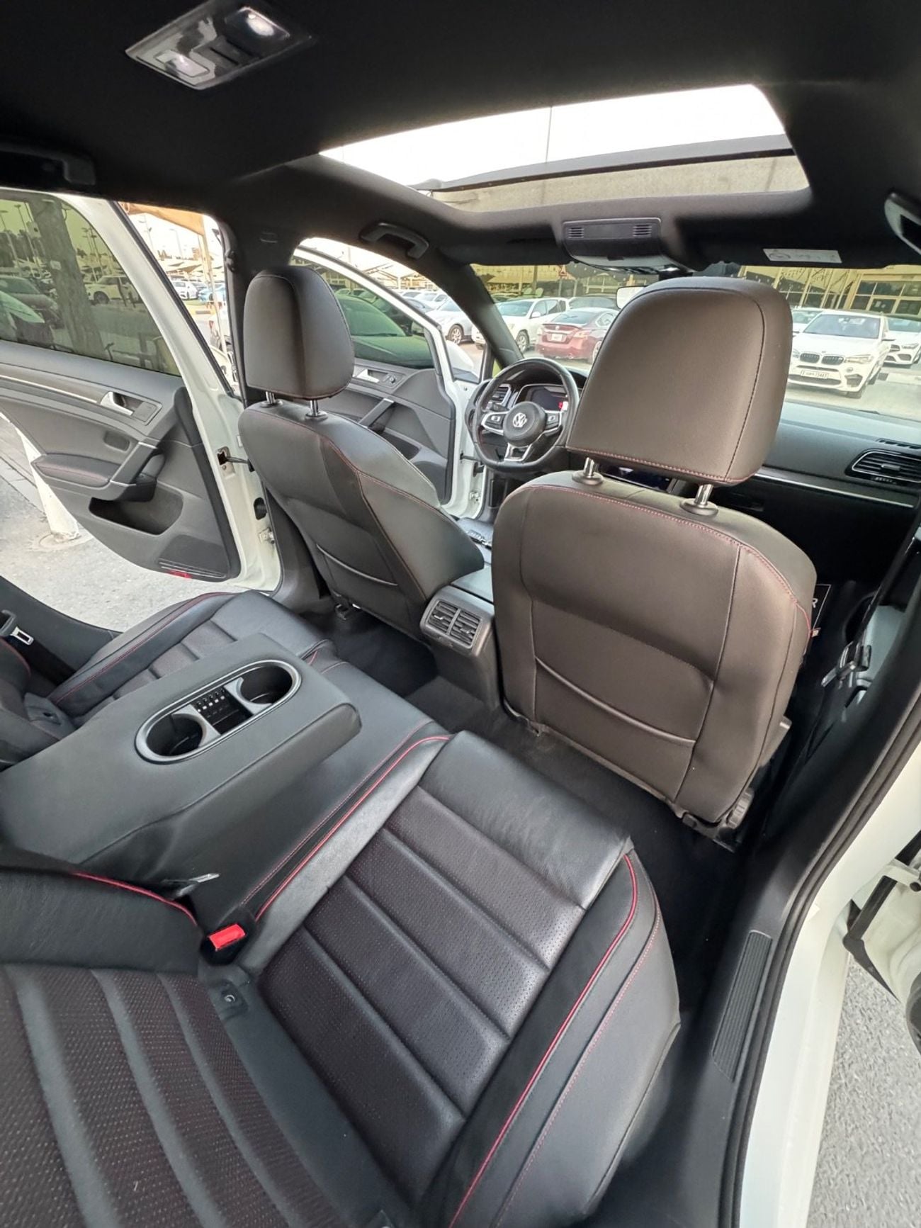 Volkswagen Golf GTI Sport 2.0T