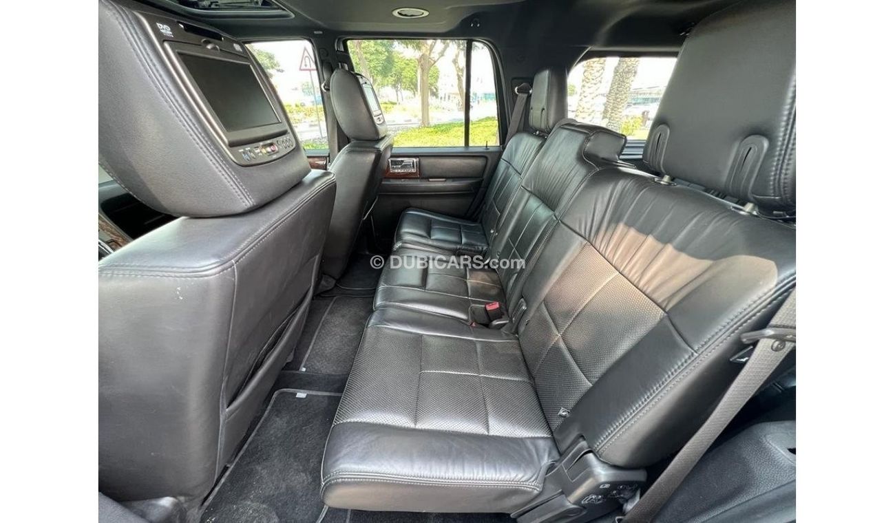 Lincoln Navigator Select LINCOLN NAVIGATOR 2014 GCC FULL OPTIONS ORIGINAL PAINT FULL SERVICE HISTORY