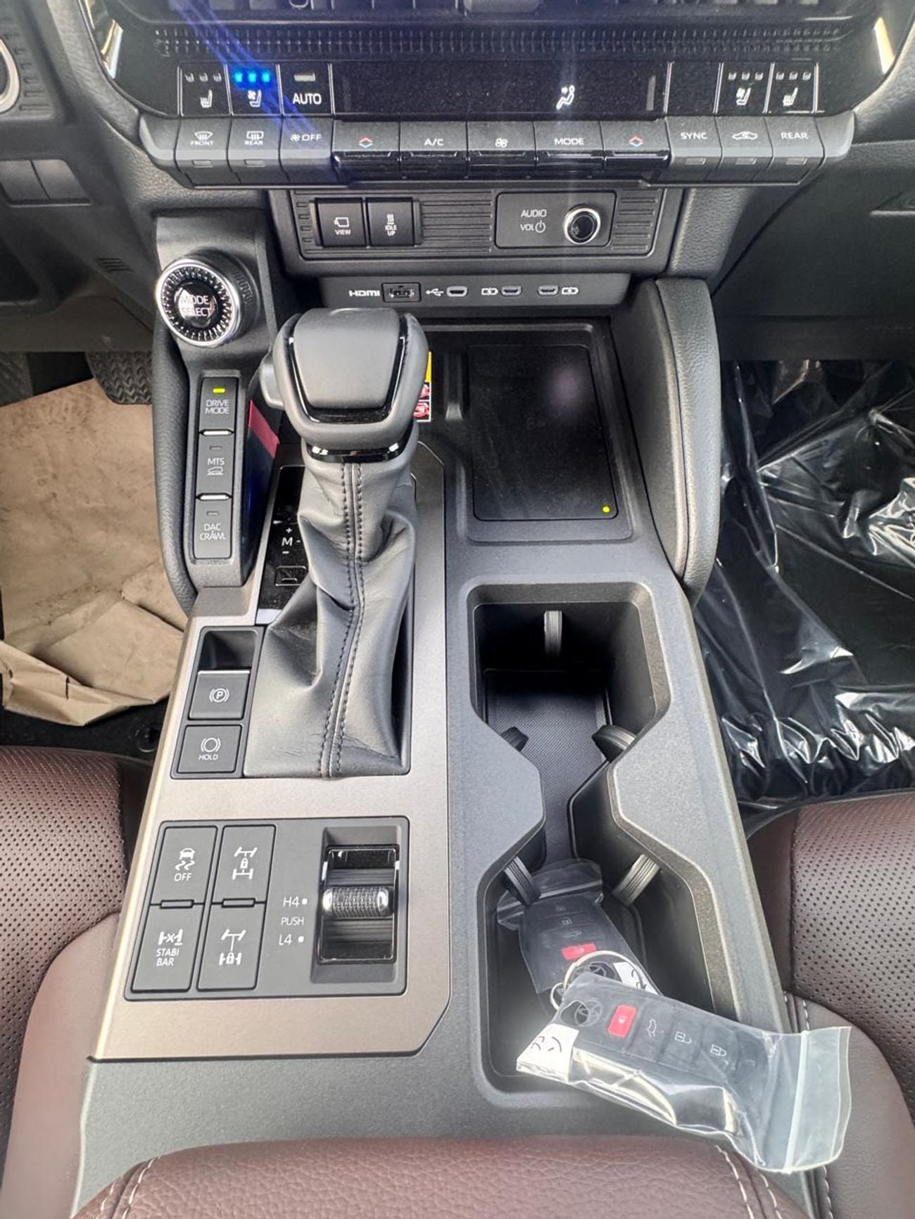 تويوتا برادو Prado 2.8 Adventure 2026 Full option with Radar & Headup display