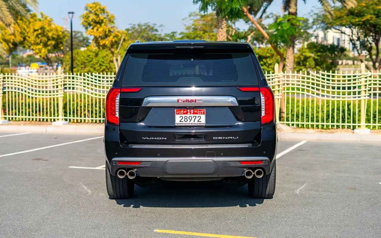 GMC Yukon Denali GCC Specs